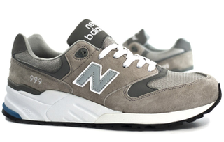 Illustration for article titled I love New Balance sneakers, but some New Balances will never be cool